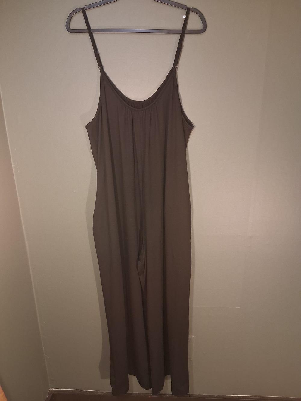 Women's Black  Wide-Leg Jumpsuit with Adjustable Straps